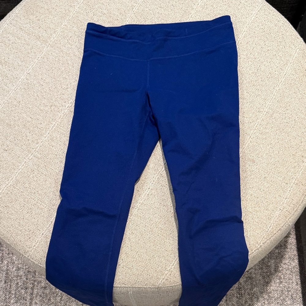 Under Armour Women's Heat Gear Leggings in Royal Blue